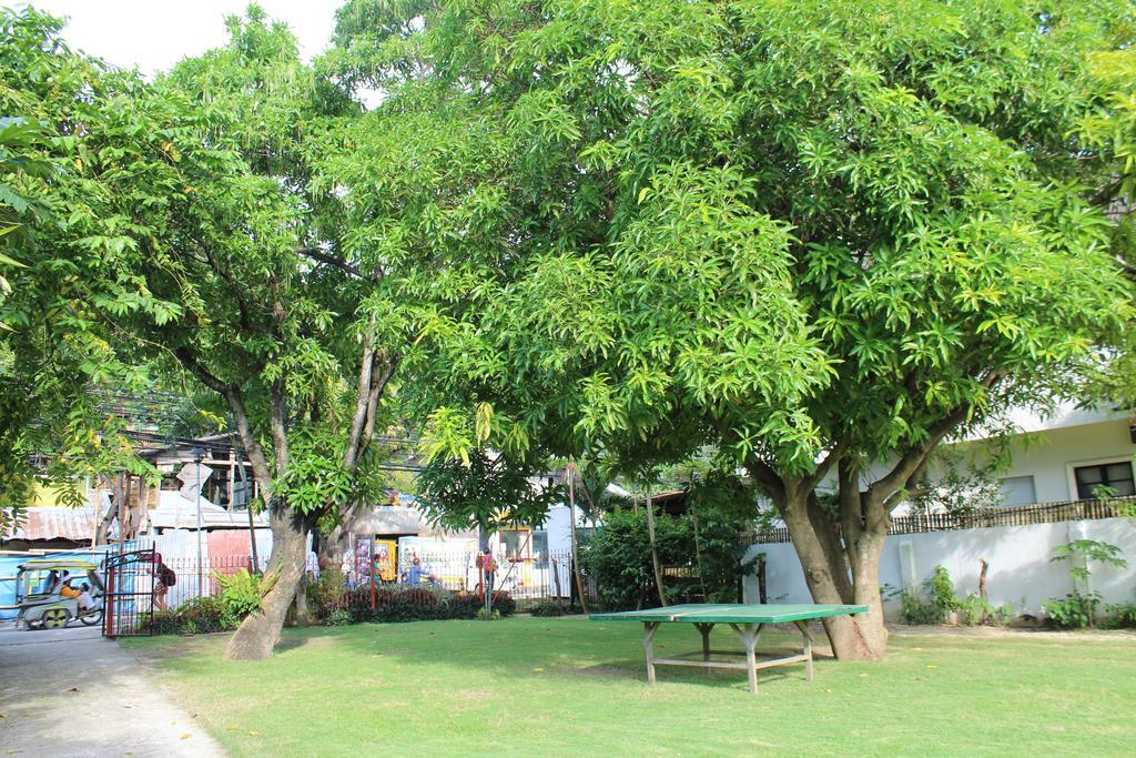 Tonglen Beach Resort Balabag  Экстерьер фото