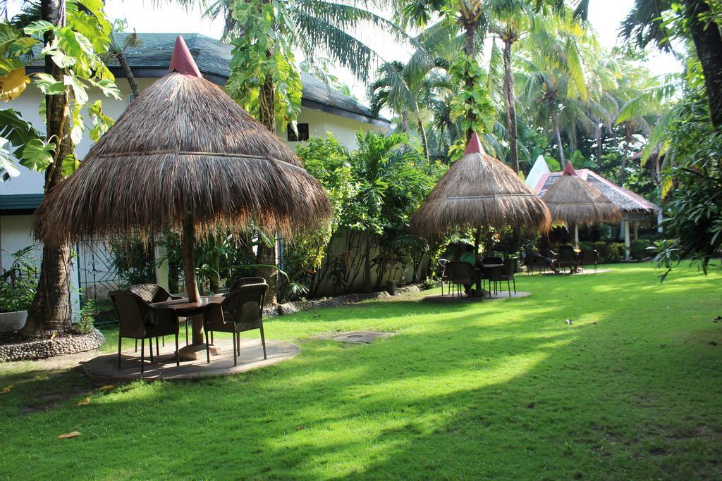 Tonglen Beach Resort Balabag  Экстерьер фото