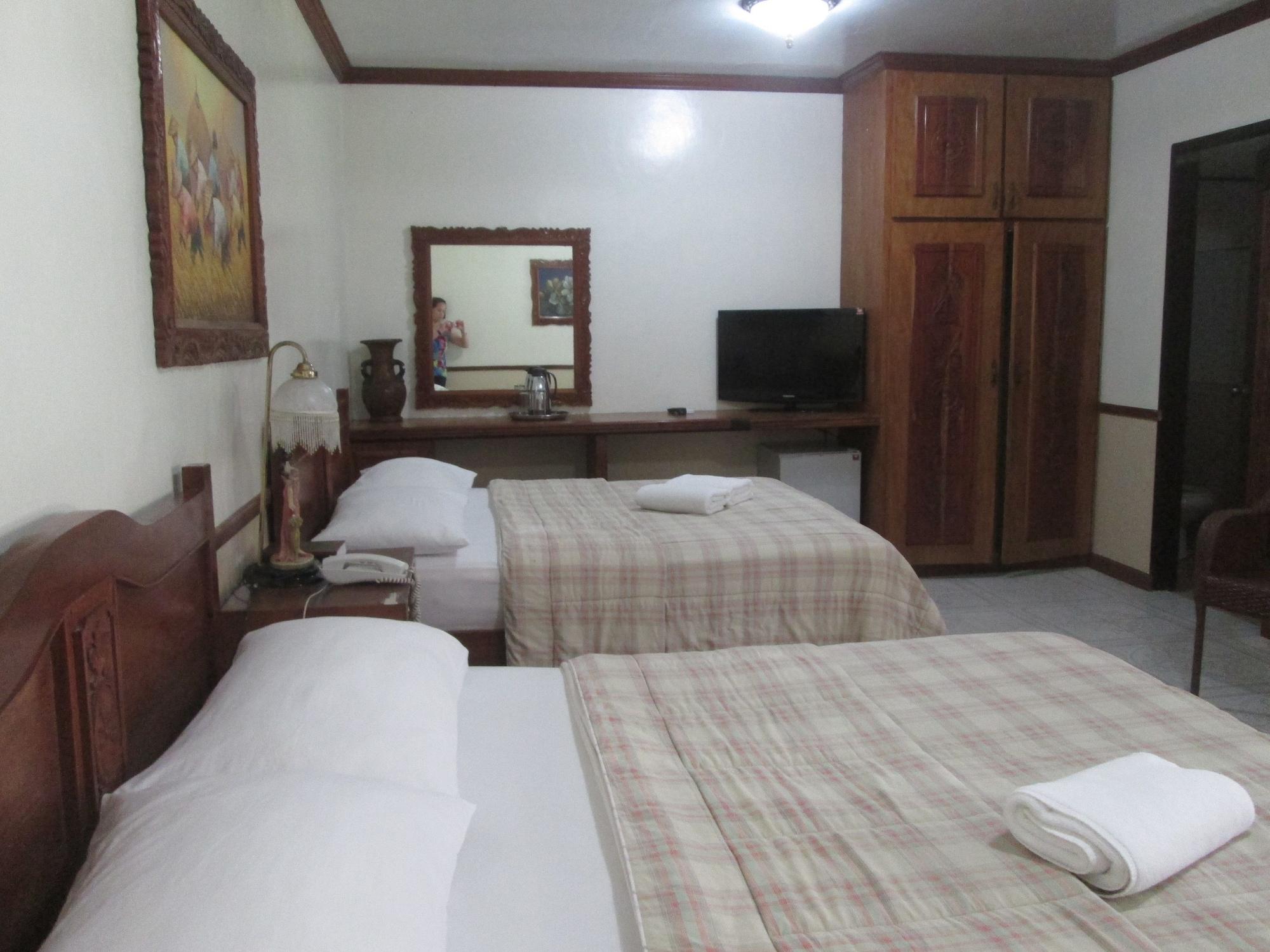 Tonglen Beach Resort Balabag  Экстерьер фото