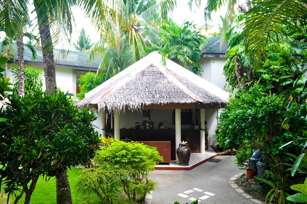 Tonglen Beach Resort Balabag  Экстерьер фото