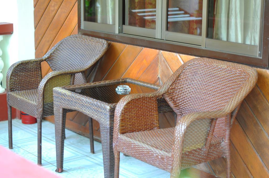 Tonglen Beach Resort Balabag  Экстерьер фото